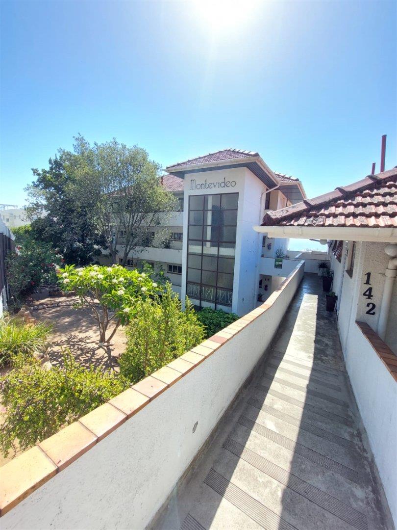 To Let 1 Bedroom Property for Rent in Sea Point Western Cape